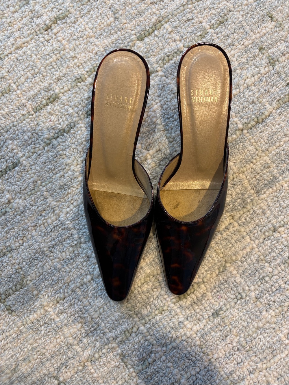Stuart Weitzman Tortoiseshell Pointed Mule Slides in Dark Brown/Black